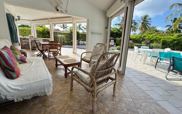 Maison à vendre    3 pièces • 65 m2 Saint-François