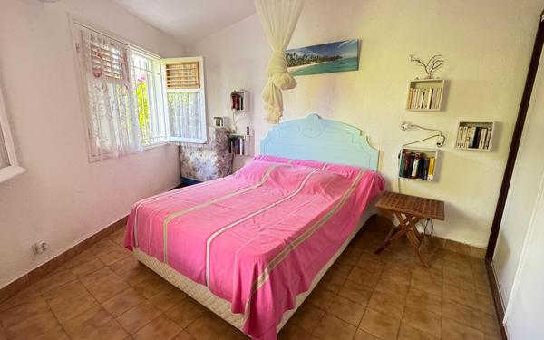 Maison à vendre    3 pièces • 65 m2 Saint-François