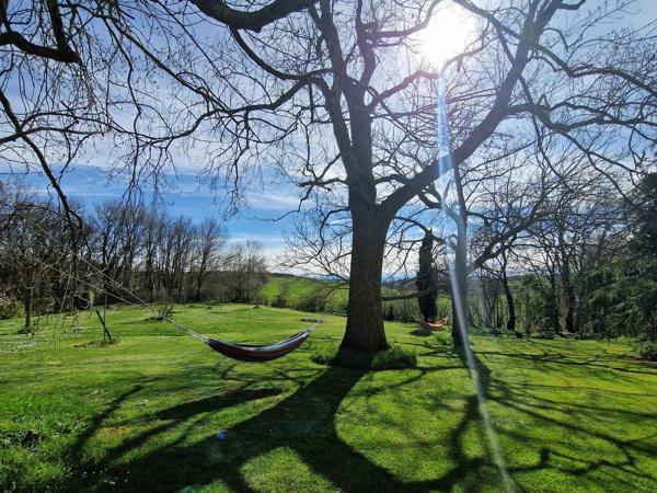 Propriété avec piscine sur environ 1,5 Ha de terrain Bonnac