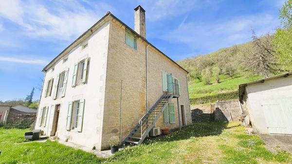 Maison de charme spacieuse dans village médiéval Caylus Caylus