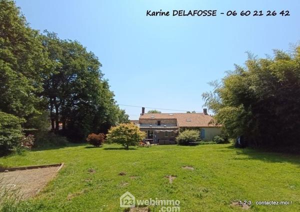 Maison de village 219 m² à Aubigny-Les Clouzeaux 85430