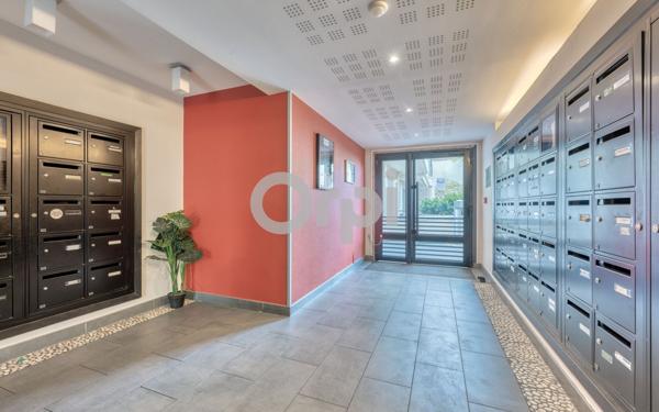 Appartement à vendre    3 pièces • 57,54 m2 Rosny-sous-Bois