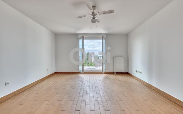 Appartement à vendre    3 pièces • 57,54 m2 Rosny-sous-Bois