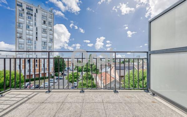Appartement à vendre    3 pièces • 57,54 m2 Rosny-sous-Bois