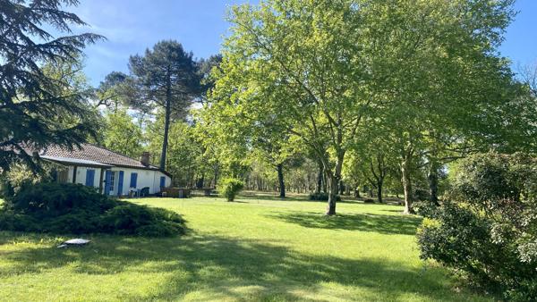 LANDAISE COLOMBAGES AIRIAL 5 CHAMBRES DEPENDANCES PUITS