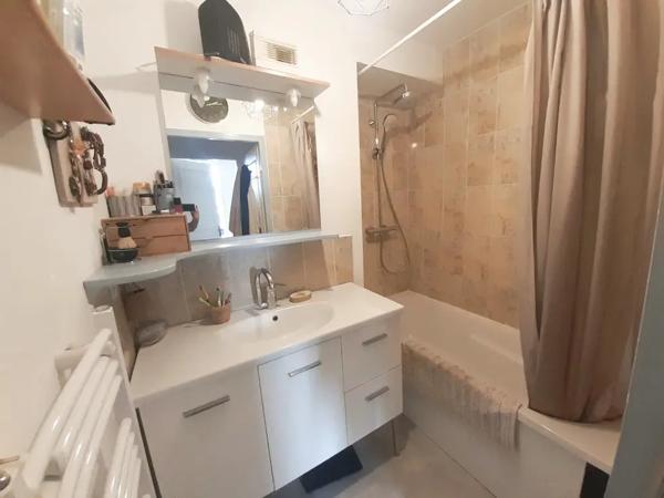 4 pièces - 87 m2 - NANTES - quartier de la madeleine