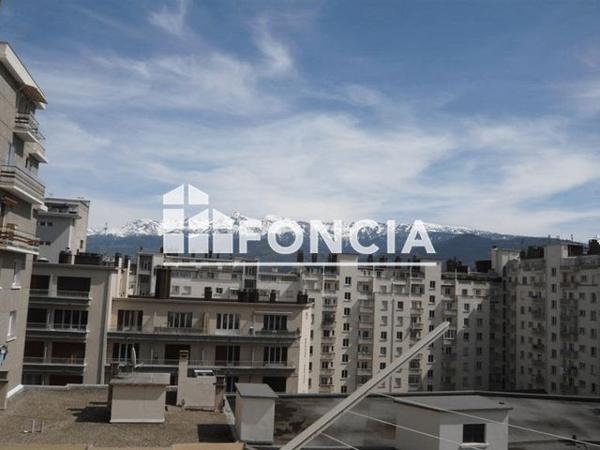 Location Appartement 3 pièces 73.6 m² - 11 BOULEVARD MARECHAL JOFFRE Grenoble 38000