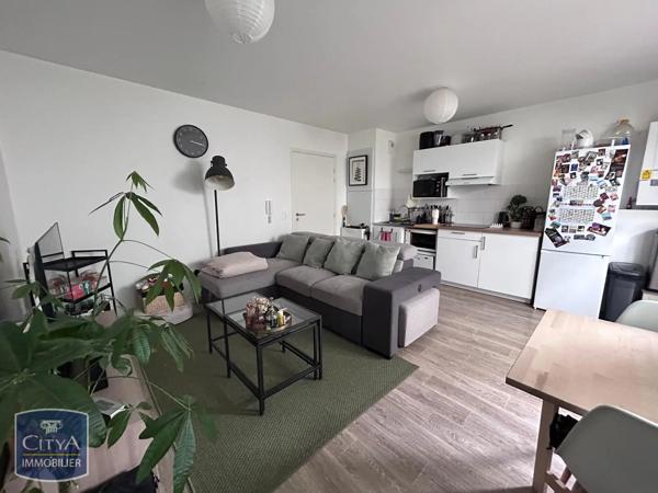 Appartement à louer 2 pièces 37.79m² Amboise (37400)