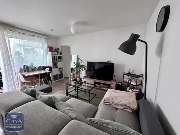 Appartement à louer 2 pièces 37.79m² Amboise (37400)