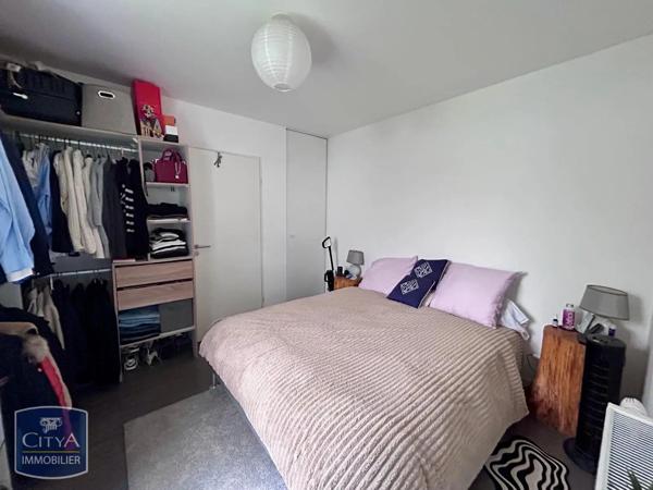 Appartement à louer 2 pièces 37.79m² Amboise (37400)