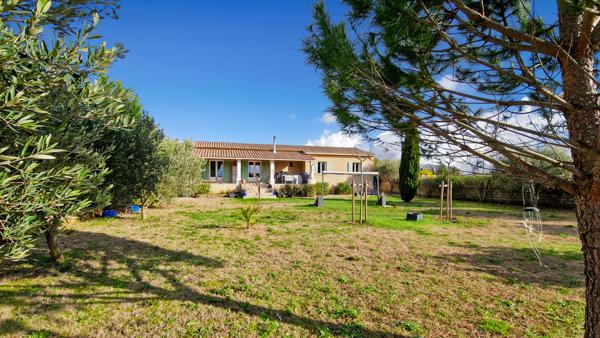 Uzès (30700) A vendre, située à 5 minutes d'Uzès