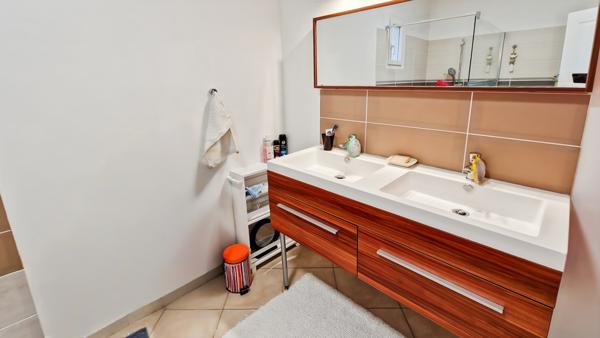 Uzès (30700) A vendre, située à 5 minutes d'Uzès