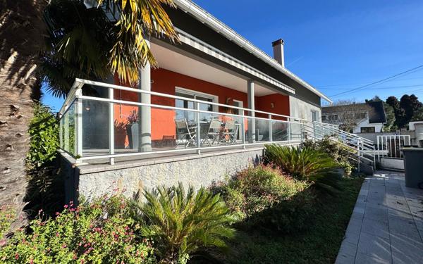 Maison à vendre    6 pièces • 196 m2 Billère