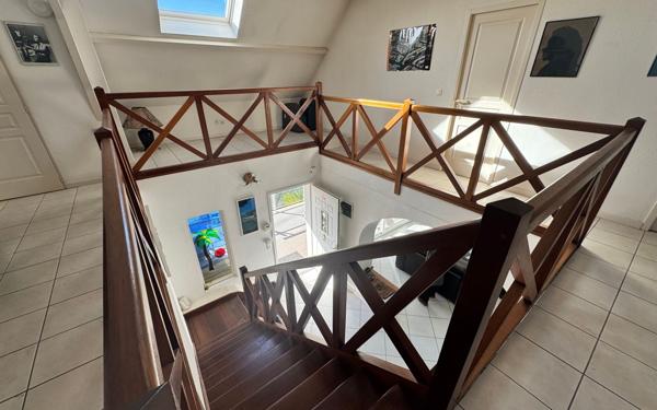 Maison à vendre    6 pièces • 196 m2 Billère