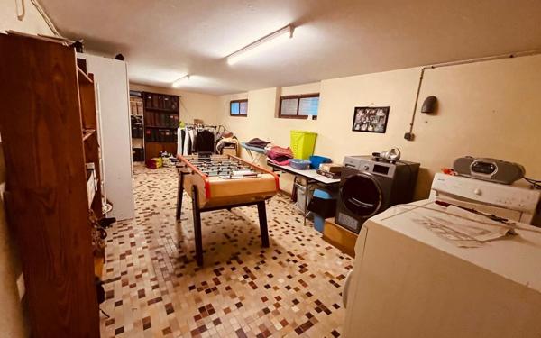 Maison à vendre    6 pièces • 196 m2 Billère