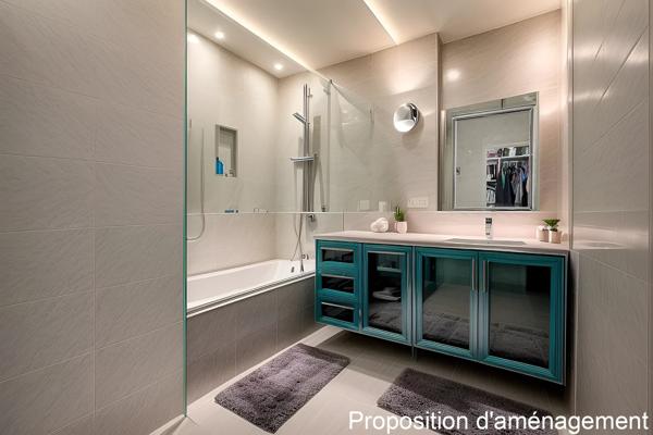 Appartement au dernier étage avec balcon