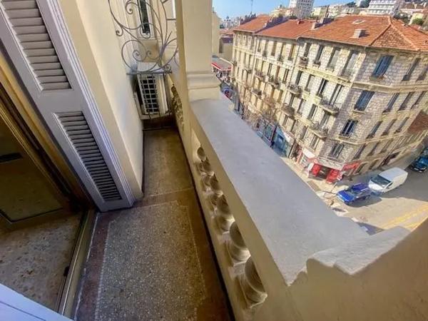 Appartement à vendre 3 pièces 72.75m² Nice (06000)
