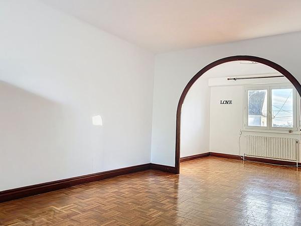 Maison à vendre à Briec - vie de plain-pied, 5 chambres, sous-sol et jardin