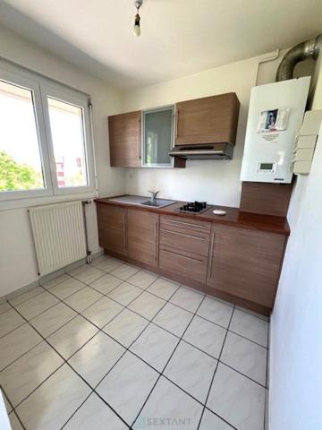 Ferney-Voltaire- Studio T1 - Idéal investisseur ou premier achat - 225.000 
