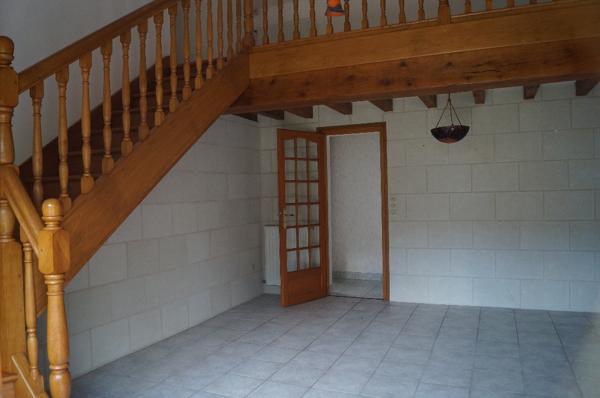 A LOUER TRES BELLE PROPRIETE JUIGNE SUR LOIRE