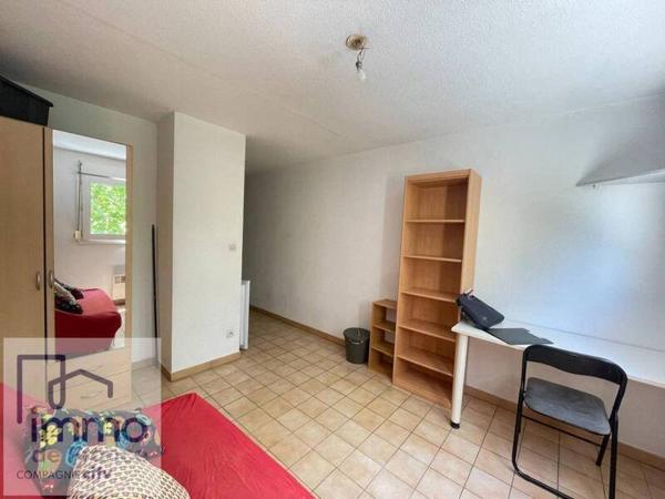 Appartement 1 pièce                                        - 38000 Grenoble Réf : 5635