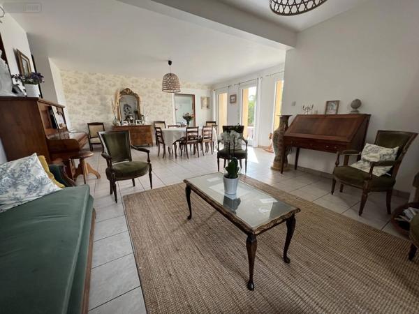 Achat - Maison Châteaugiron 35410 7 pièces 150 m 2 429 m 2