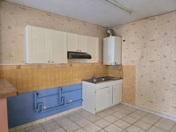 Appartement à vendre à Vierzon dans le Cher (18100), ref : 18058-37