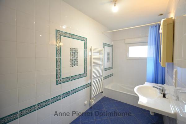 À VENDRE - Grande maison de plain-pied de 224 m² habitable (4 chambres) avec vue exceptionnelle sur forêt et plaine à Vaux-devant-Damloup (proche Verdun), terrain de 1359 m² !
