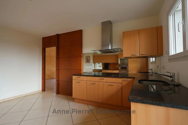 À VENDRE - Grande maison de plain-pied de 224 m² habitable (4 chambres) avec vue exceptionnelle sur forêt et plaine à Vaux-devant-Damloup (proche Verdun), terrain de 1359 m² !