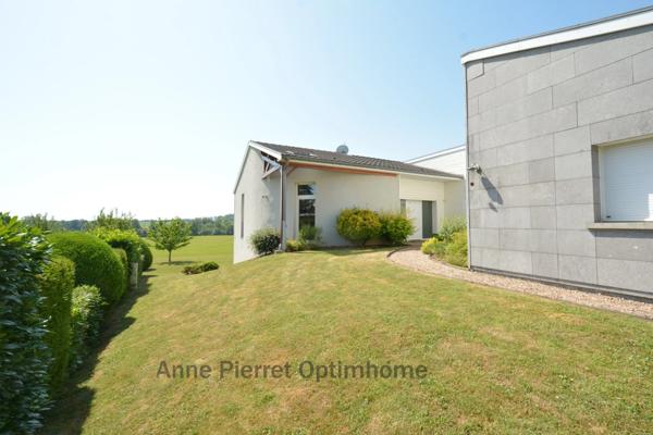 À VENDRE - Grande maison de plain-pied de 224 m² habitable (4 chambres) avec vue exceptionnelle sur forêt et plaine à Vaux-devant-Damloup (proche Verdun), terrain de 1359 m² !