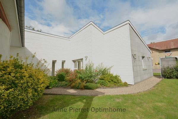 À VENDRE - Grande maison de plain-pied de 224 m² habitable (4 chambres) avec vue exceptionnelle sur forêt et plaine à Vaux-devant-Damloup (proche Verdun), terrain de 1359 m² !