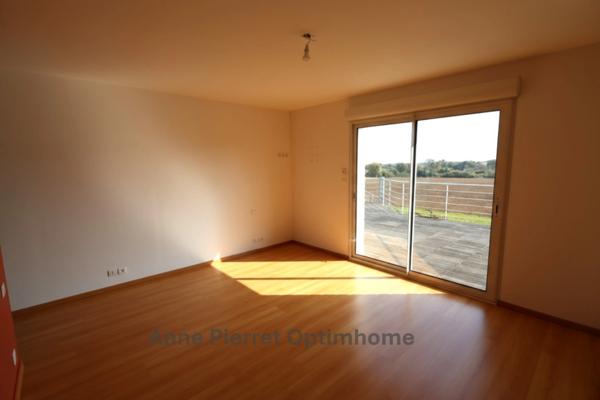 À VENDRE - Grande maison de plain-pied de 224 m² habitable (4 chambres) avec vue exceptionnelle sur forêt et plaine à Vaux-devant-Damloup (proche Verdun), terrain de 1359 m² !