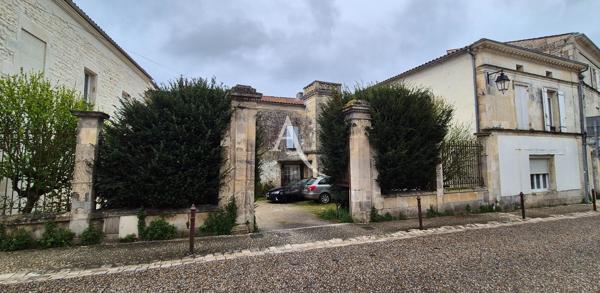 Maison Pons 8 pièce(s) 220 m2