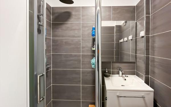 Appartement à vendre    3 pièces •  Villeneuve-la-Garenne