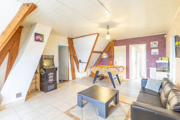 Maison à vendre 9 pièces de 200 m²