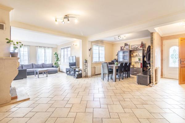 Maison à vendre 9 pièces de 200 m²