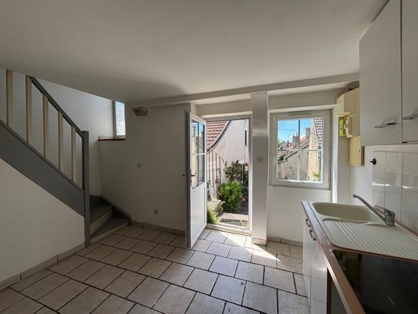 Maison à vendre 2 pièces LA CHARITE SUR LOIRE (58)