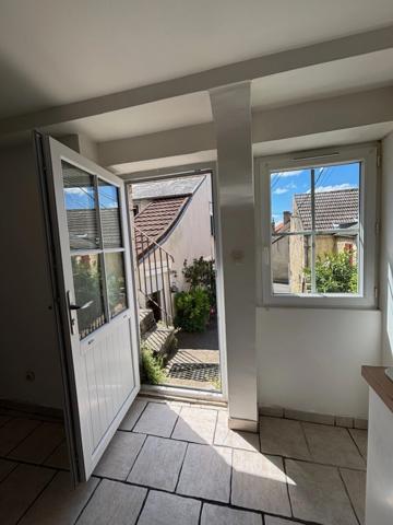 Maison à vendre 2 pièces LA CHARITE SUR LOIRE (58)