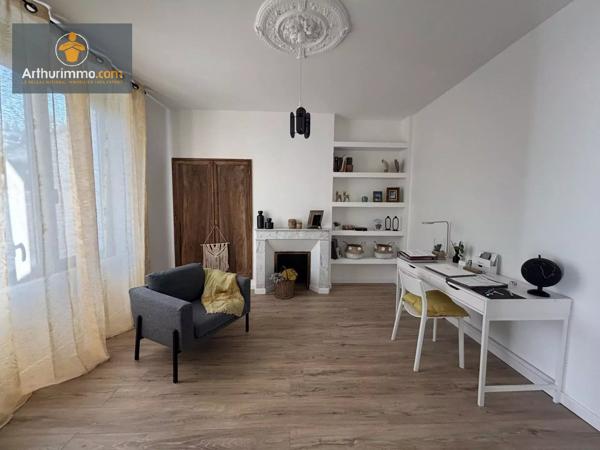 Vente                                                      Maison
                        
                     7 pièces                      195 m2                     à Marmande