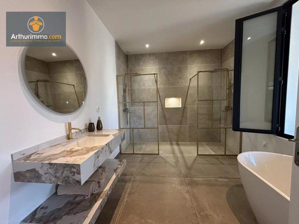 Vente                                                      Maison
                        
                     7 pièces                      195 m2                     à Marmande