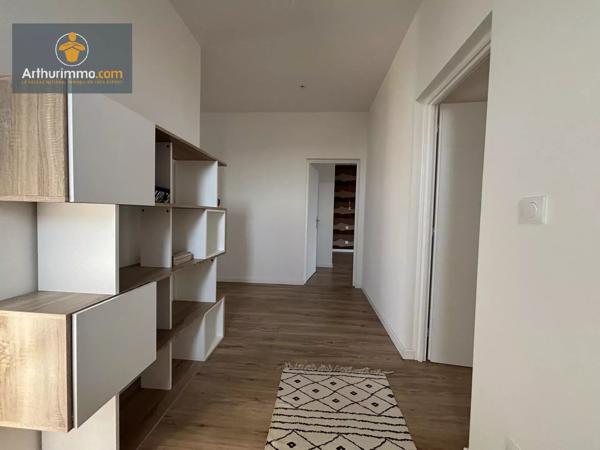 Vente                                                      Maison
                        
                     7 pièces                      195 m2                     à Marmande