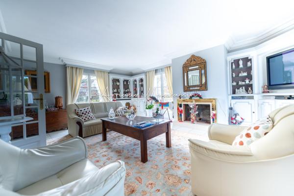 Maison familiale au calme, spacieuse et lumineuse