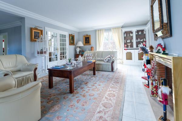 Maison familiale au calme, spacieuse et lumineuse