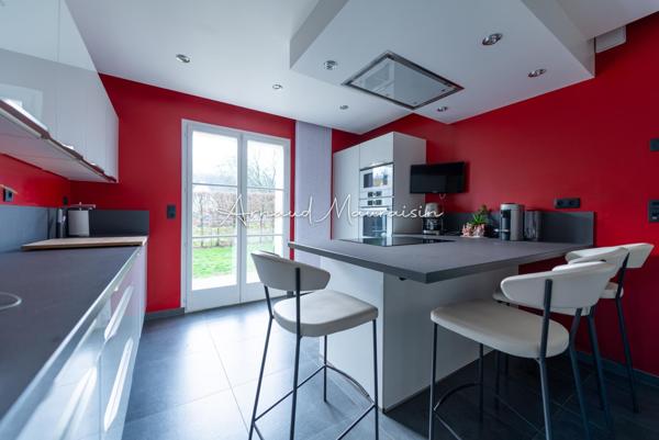 Maison familiale au calme, spacieuse et lumineuse