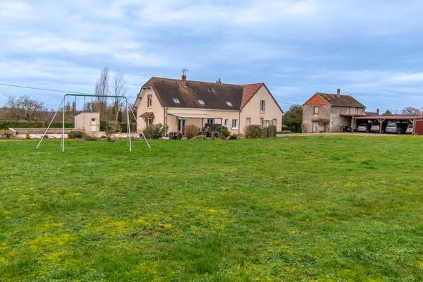 Maison Mereau 10 pièce(s) 286 m2