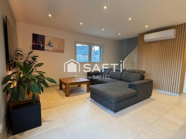 Maison entièrement rénovée, prestations de qualité, aucun travaux intérieurs à prévoir.