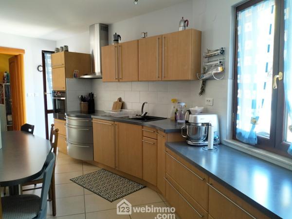 Villas 136 m² à Le Cannet-des-Maures 83340