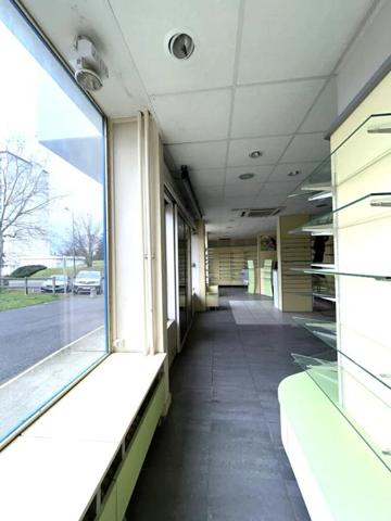 Bureau à vendre à Oullins-Pierre-Bénite (69310)