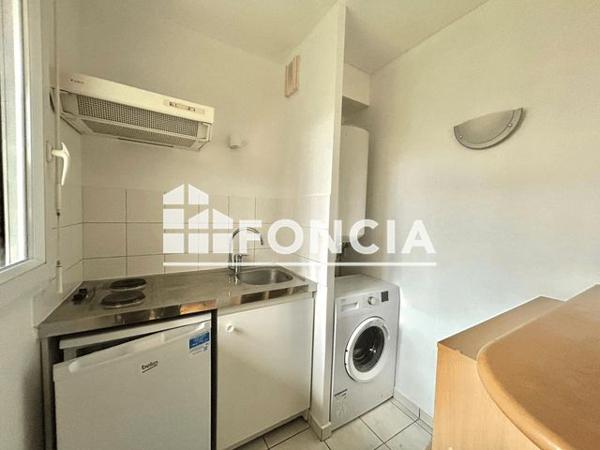 Location Studio meublé 29.83 m² - Montrouge 92120