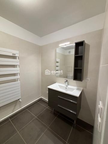 Location Appartement 2 pièces 42.05 m² - Saint-maur-des-fossés 94210